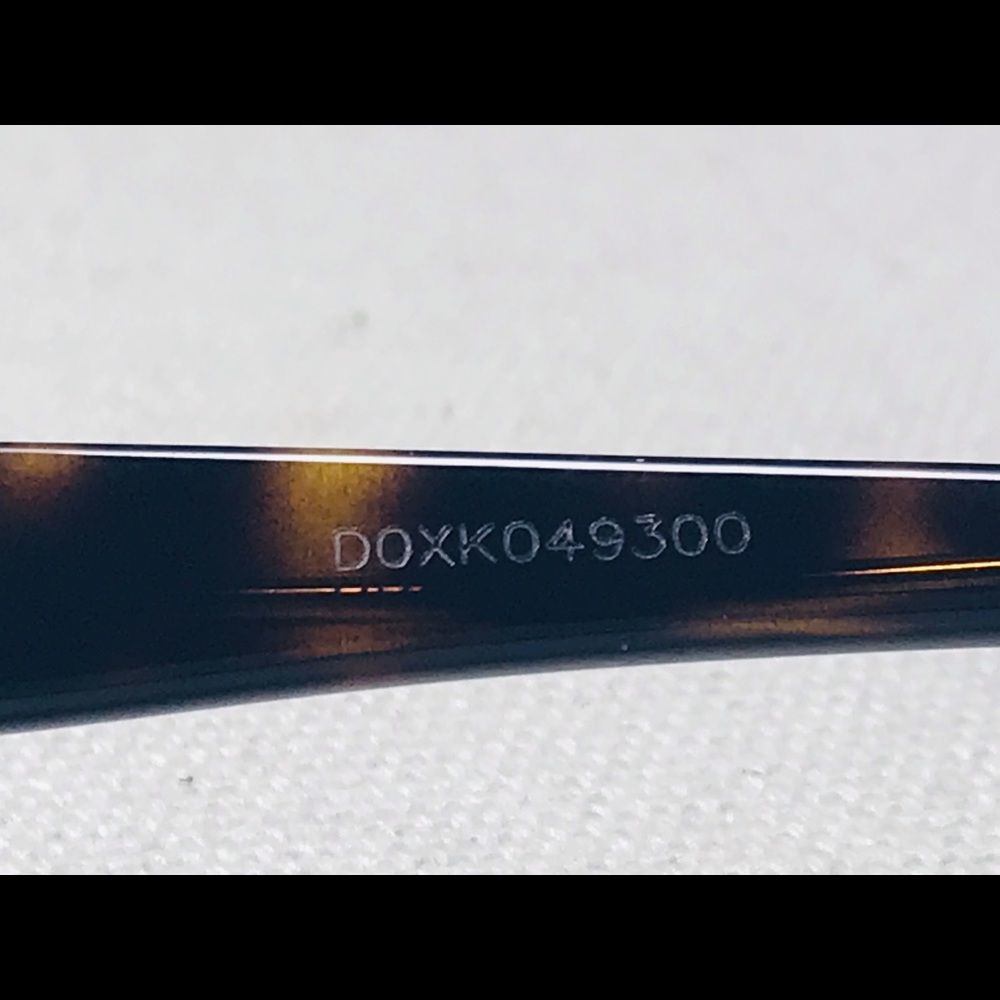 New Authentic Gucci GG0632S 002 Butterfly Sunglasses - Picture 9 of 12
